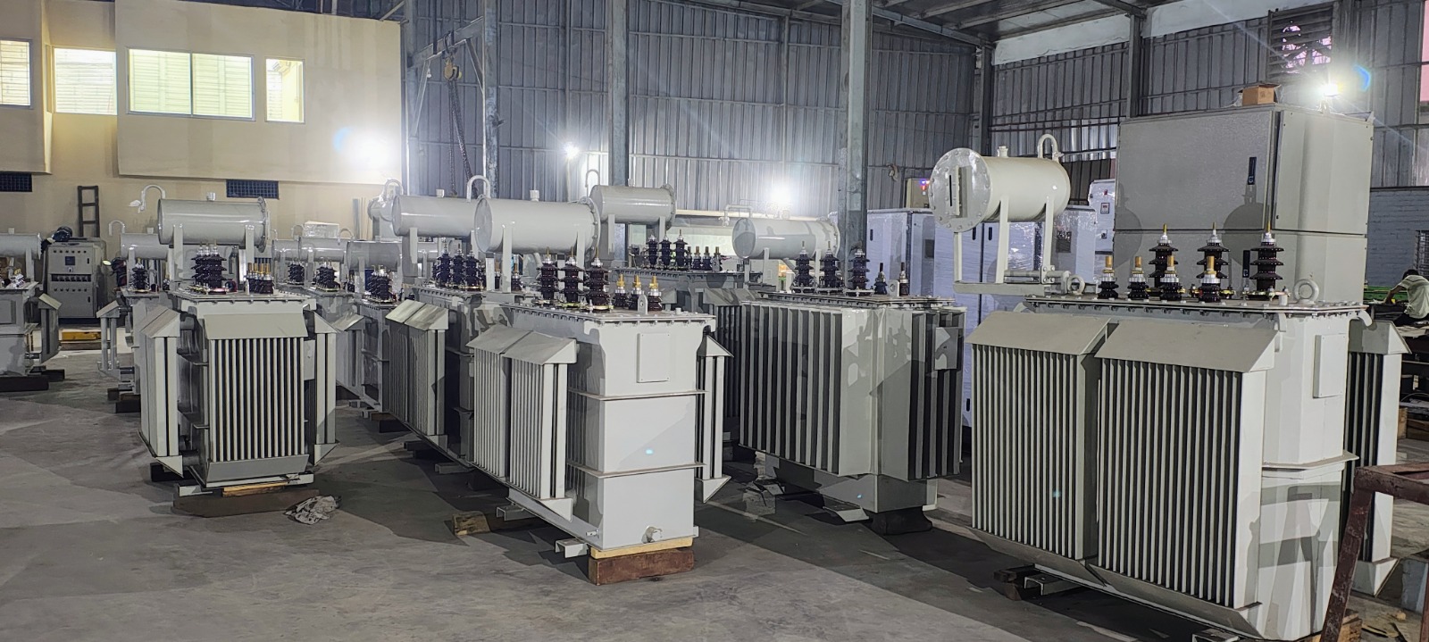 Distribution Transformer